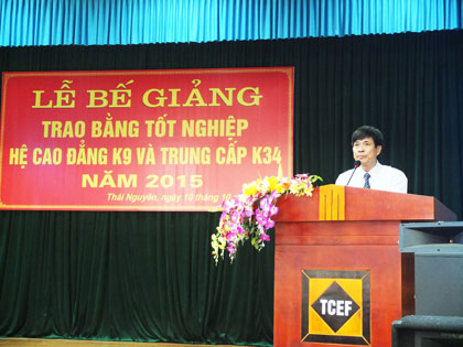 Trường CĐ Kinh tế-Tài chính Thái Nguyên tổ chức lễ bế giảng các lớp cao đẳng chính quy khoá 9 và Trung cấp K34.